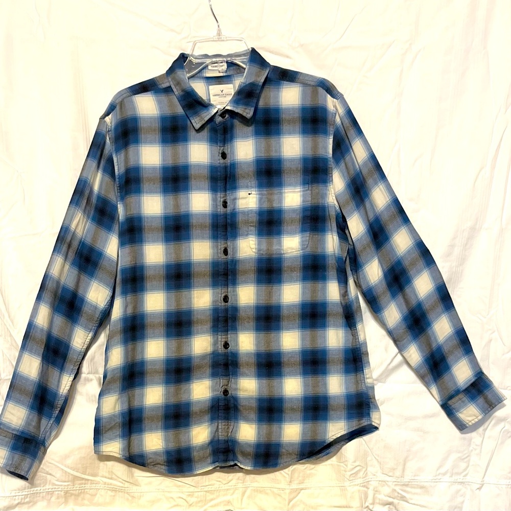 Men's AE OUTFITTERS Seriously Soft Plaid Shirt. Size L Blue Classic Fit.